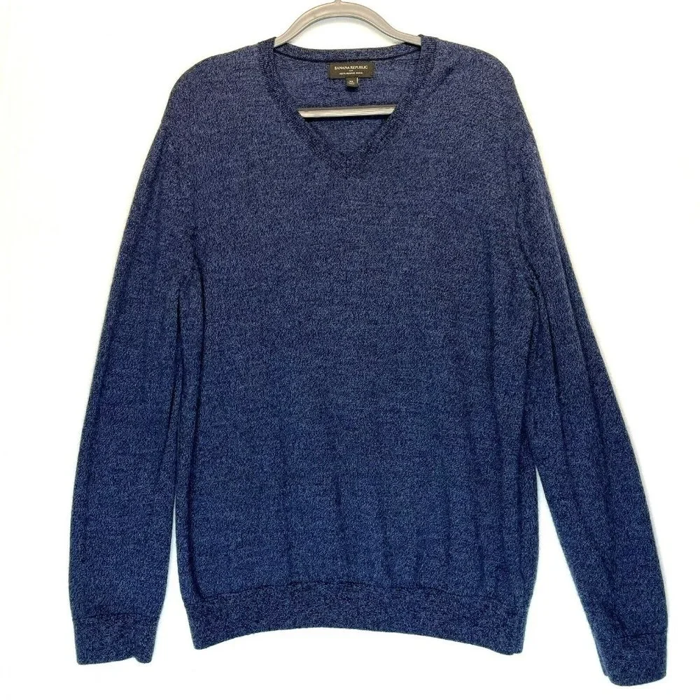 Banana Republic Mens Sweater Size XL V-Neck‎ 100% Wool Merino Blue